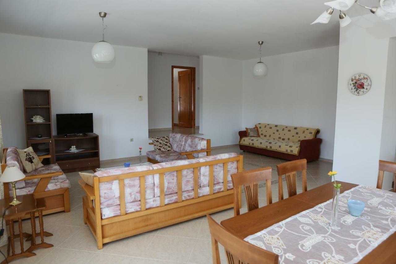 Despina Apartment เกราโมตี ภายนอก รูปภาพ